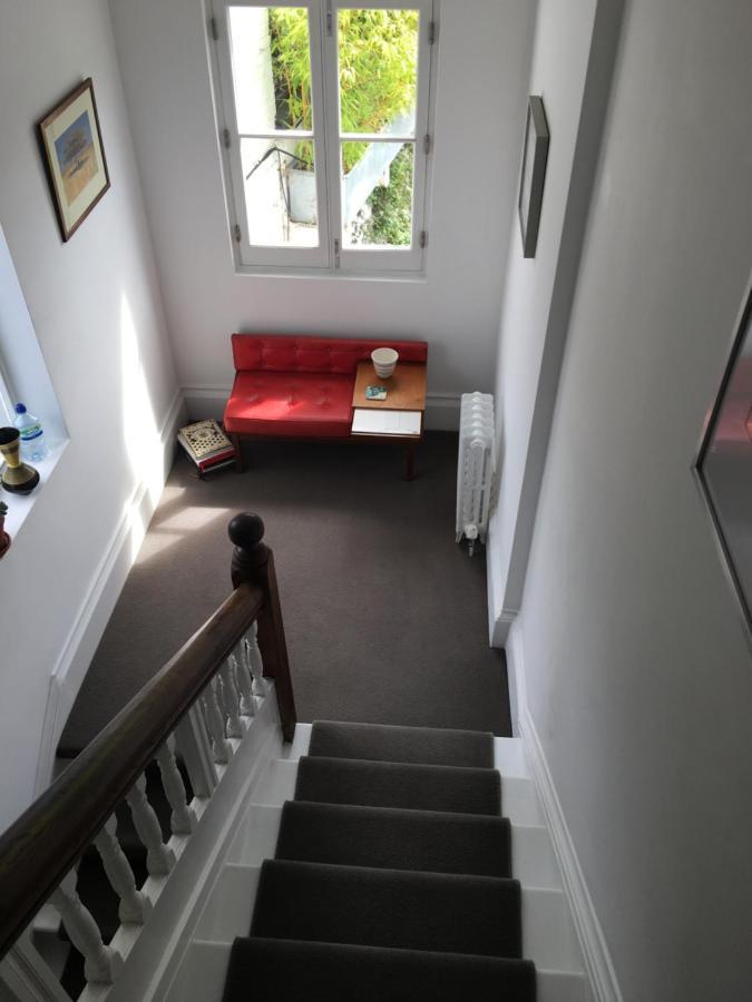 Montys Accommodation ลูอิส ภายนอก รูปภาพ